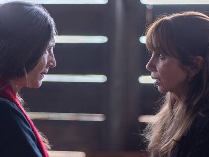 Ángela Molina y Victoria Abril, en la serie 'Días de Navidad'. En vídeo, el tráiler.