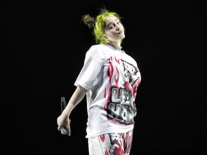 Billie Eilish, en un concierto en el Wizink Center de Madrid, en septiembre pasado. En vídeo, el perfil de la artista en la serie de EL PAÍS 'Lo está petando'.
