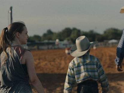 Una imagen de 'Bull (Amistad en el ruedo)', de Annie Silverstein. En vídeo, tráiler del filme.