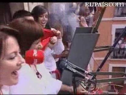El chupinazo da comienzo a los Sanfermines 2009