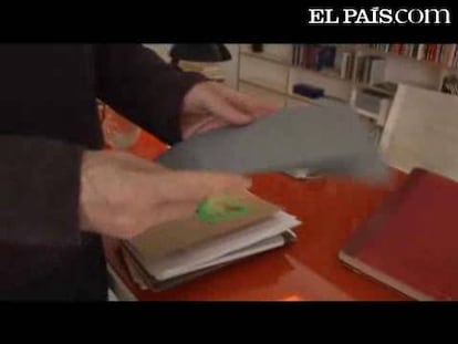 El escritor abre las puertas de su hogar y relata algunos de las curiosidades del proceso de creación de su última novela 'La noche de los tiempos'