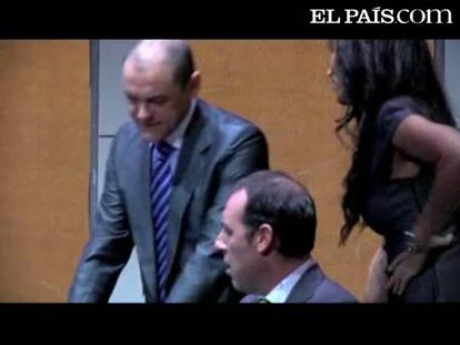 Tráiler de la obra de teatro '19:30' de Patxi Amezcua