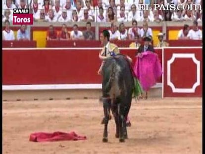 Pamplona descubrió ayer, con la fuerza debida, a un torero que ya había demostrado tiempo atrás buenas cualidades. <a href=" http://www.elpais.com/toros/feria-de-san-fermin/"><b>Vídeos de San Fermín</b></a>