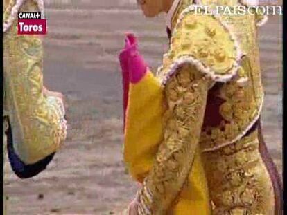 El Juli puso de relieve que no quería saber nada de la corrida mientras que Talavante demostró cómo no hay que torear. <a href="http://www.elpais.com/toros/feria-de-bilbao/"><b>Vídeos de la Feria de Bilbao</b></a>