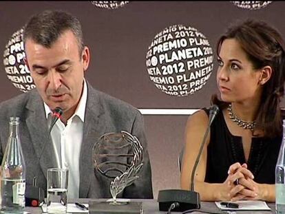 Los guardias civiles de Lorenzo Silva ganan el Planeta