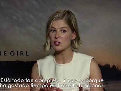 Rosamund Pike: “David Fincher te da tiempo para explorar y jugar”