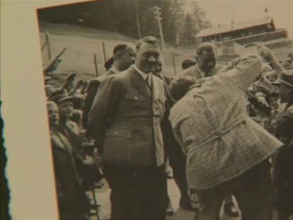 Adolf Hitler, en una de las imágenes del álbum subastado en Kent (Reino Unido).