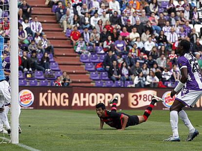 Cabral bate a Jaime, portero del Valladolid.