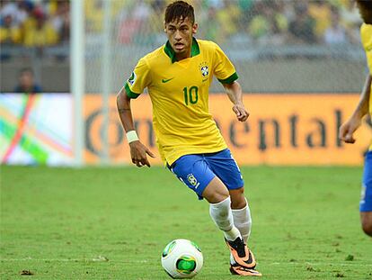 Neymar, durante el partido contra Uruguay.