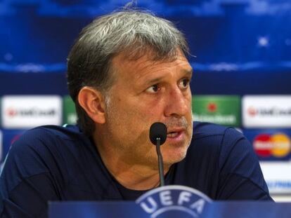 El Tata Martino en rueda de prensa. / FERNANDO ZUERAS (Diario As) VÍDEO: ATLAS