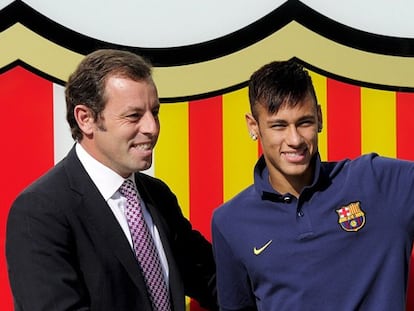 Sandro Rosell en la presentación de Neymar en el Camp Nou.