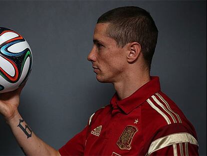 Fernando Torres posa para la entrevista.