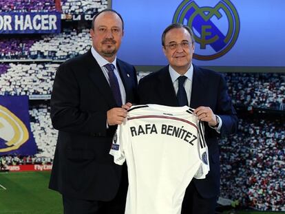 Rafa Benítez, junto a Florentino Pérez, durante su presentación