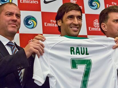 Raúl anuncia su retirada del fútbol