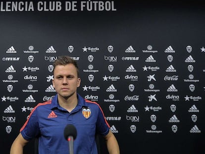 Cheryshev, en su presentación con el Valencia.