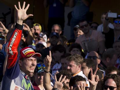 Lorenzo sobre Rossi: “¿El tiburón se comerá al pececito o no?”