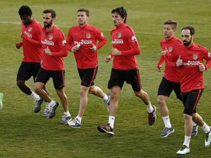 Los jugadores del Atlético, durante un entrenamiento. Foto: EFE /Vídeo: ATLAS