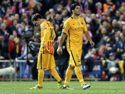 Messi y Suárez, en el partido entre el Atlético y el Barcelona en el Calderón.