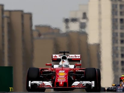 Ferrari se asoma de nuevo