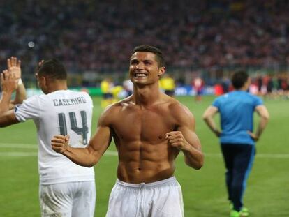 Cristiano Ronaldo celebra su victoria tras marcar el penalti.