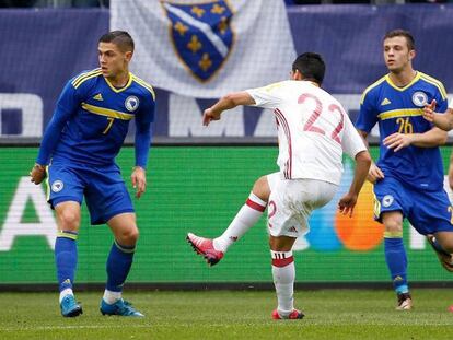 Nolito marca el segundo gol de España ante Bosnia.