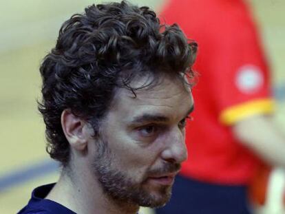 Pau Gasol, durante el entrenamiento con la selección en Madrid. KIKO HUESCA EFE