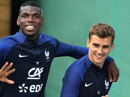 Pogba, junto a Griezmann.