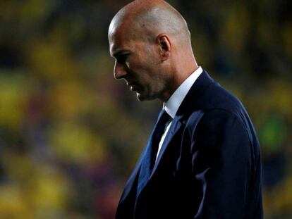 Zidane abandona el campo de Las Palmas. JUAN MEDINA REUTERS Vídeo: ATLAS