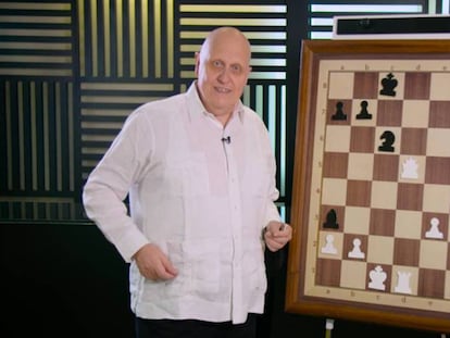 Los alfiles de Aliojin son cuchillos