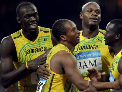 Los jamaicanos Usain Bolt, Michael Frater, Asafa Powell y Nesta Carter.