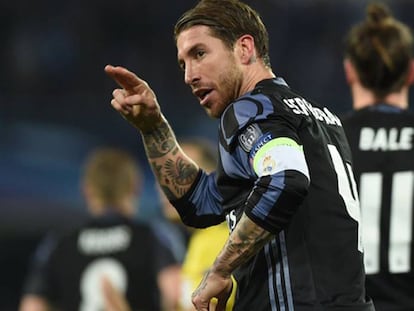 Sergio Ramos, tras anotar uno de los goles. AFP