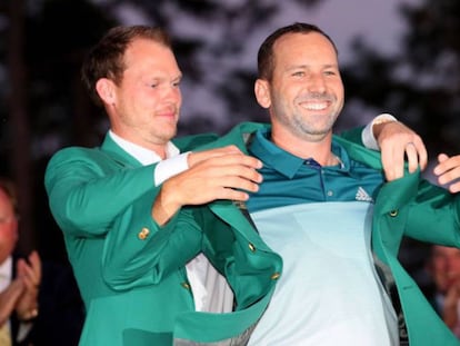 Willett pone la chaqueta verde a Sergio García. Vídeo- García juega el último hoyo del Masters de Augusta.