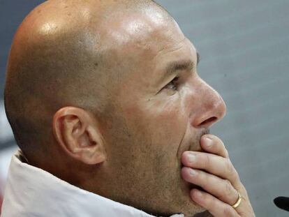 Zidane, durante la rueda de prensa en Valdebebas.