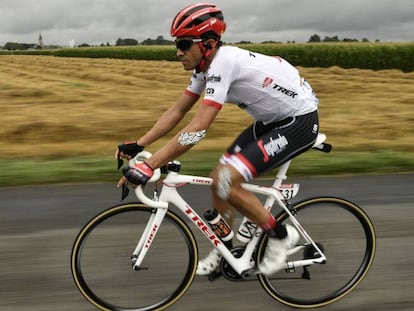 Alberto Contador, durante una etapa del pasado Tour de Francia. En vídeo, la trayectoria de Contador.