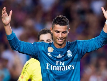 Cristiano Ronaldo tras ser expulsado ante el Barcelona.