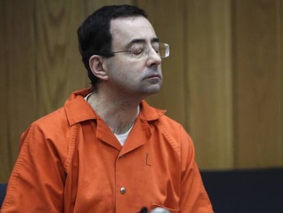 Larry Nassar, este lunes en un juzgado en el condado de Eaton.