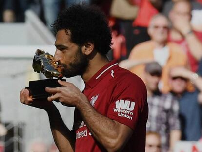Salah, con la bota de oro de la Premier.