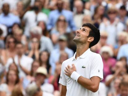 Djokovic celebra su triunfo contra Nadal en la semifinales, este sábado en Wimbledon. En vídeo, declaraciones de Djokovic tras ganar a Rafa Nadal