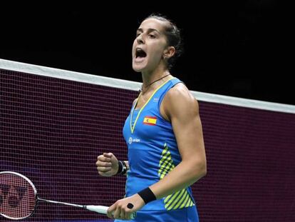 FOTO: Carolina Marín celebra un punto en la final del Campeonato del Mundo de bádminton de 2018. / VÍDEO: Mensaje de Marín tras ganar la final.