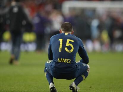 Nandez, del Boca Juniors, se lamenta tras perder la final. En vídeo, declaraciones de Barros Schelotto tras el partido.