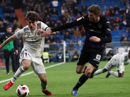 Odriozola intenta marcharse de Gumbau. En vídeo, declaraciones de Solari, entrenador del Real Madrid, tras el partido de copa contra el Leganés.