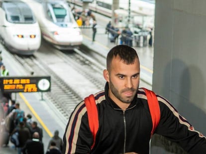 Jesé, a su llegada a Sevilla. En vídeo, las declaraciones de Setién, entrenador del Betis, sobre el fichaje de Jesé.