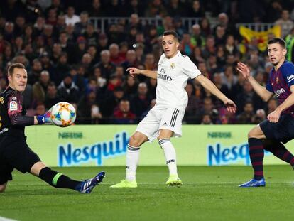 Lucas Vázquez marca el primer gol del partido. En vídeo, declaraciones en rueda de prensa de Solari y Valverde tras el Clásico de Copa.