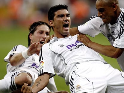 Reyes celebra uno de los goles que le dio la Liga 2006-07 al Madrid. En vídeo, recorrido por la trayectoria del futbolista.
