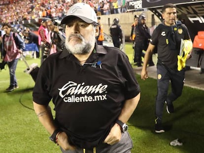 Maradona, durante el último partido en México.