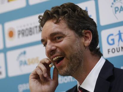 Pau Gasol, en un acto de su Fundación. En vídeo, el jugador durante la presentación del acuerdo de su Fundación con el Grupo IFA