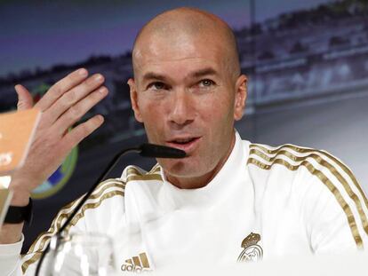 Zidane habla en Valdebebas tras el entrenamiento. En vídeo, las declaraciones del entrenador madridista.