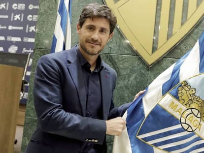 Víctor Sánchez del Amo, después de renovar como entrenador del Málaga, el pasado 8 de enero. En vídeo, el director general del Málaga confirma la destitución de Sánchez del Amo.