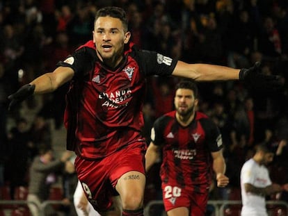 Matheus celebra su segundo gol al Sevilla. Declaraciones de Iraola tras el partido.