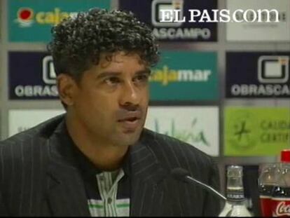 Tras el empate frente al Almería, el entrenador blaugrana evita hablar de 'oportunidad desaprovechada'